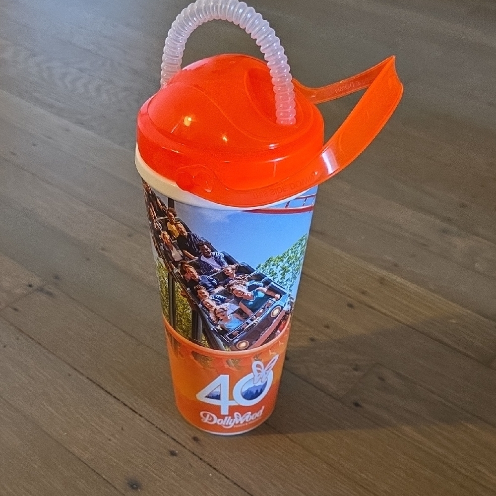 Dollywood 25 Years / 40 Travel Souvenir Drinkware Plastic Cup. NEW